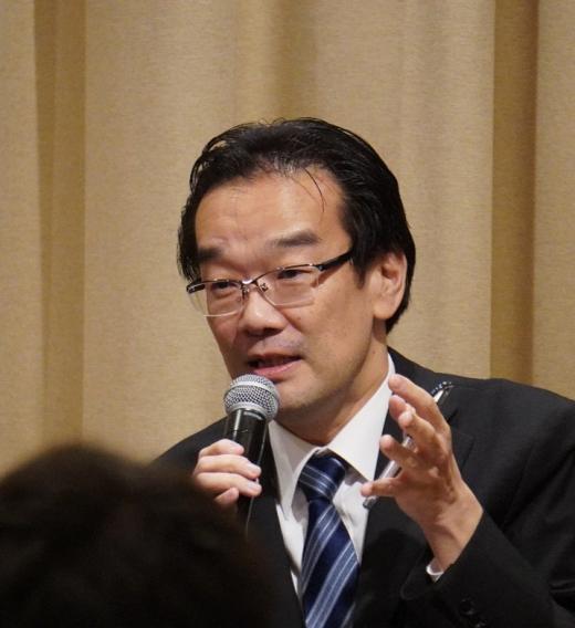 松原氏